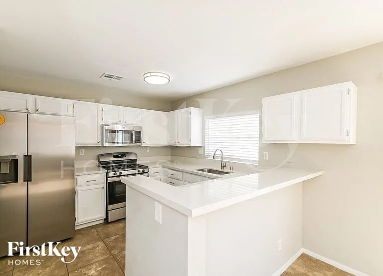 1711 Toltec Cir — Photo 6