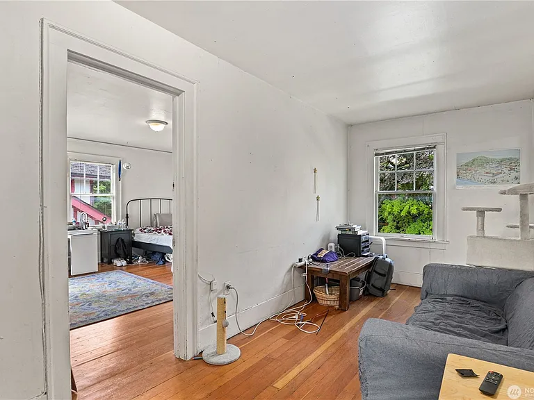 5046 19th Ave NE #U — Photo 8
