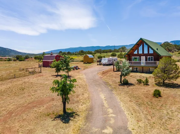 15 Stagecoach Junction Rd, Sandia Park, NM 87047