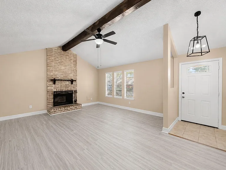 1014 Three Forks Dr — Photo 4