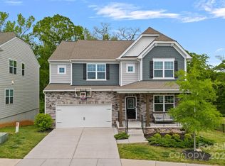 916 Pecan Tree Ln, Fort Mill, SC 29715
