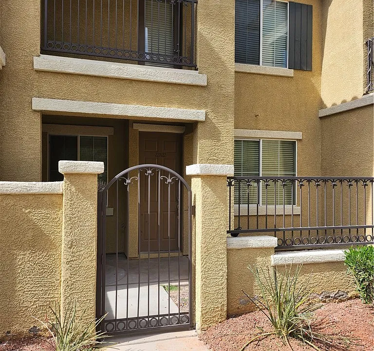 1525 Spiced Wine Ave #12102