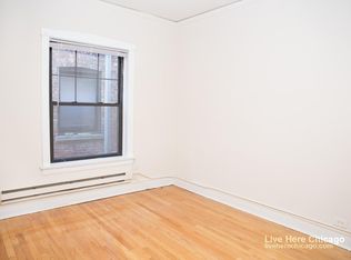 1300 Oak Ave, Evanston, IL 60201