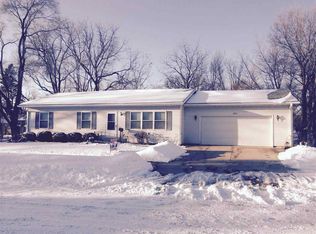 1845 19th Ave, Moline, IL 61265