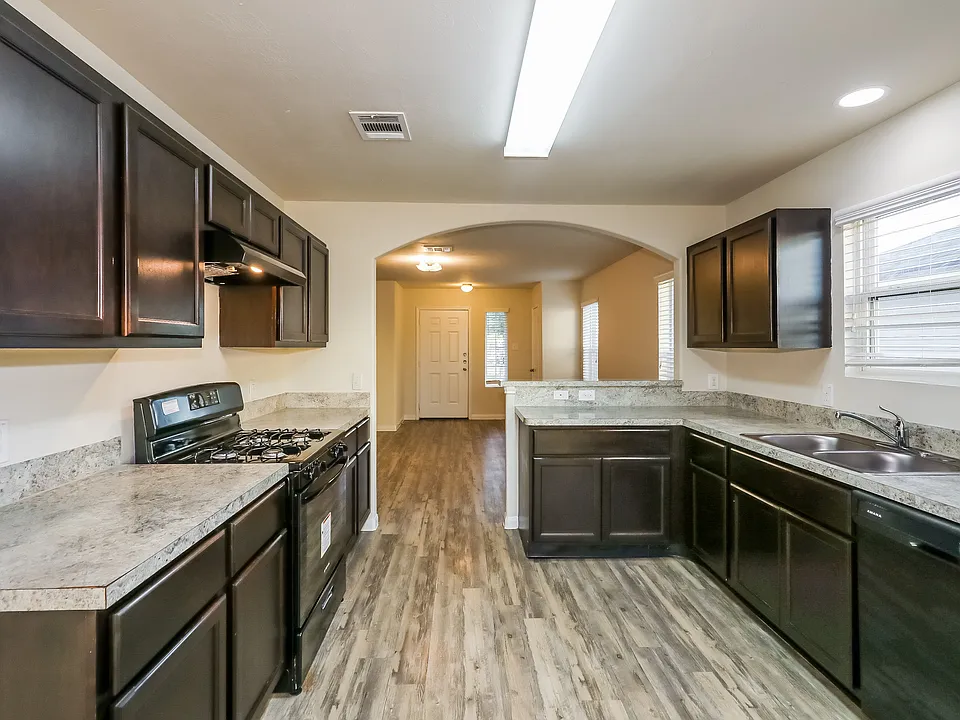 6127 Peaceful Ridge Dr