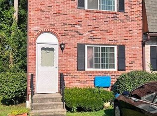 52 Sharon Rd APT 1, Waterbury, CT 06705