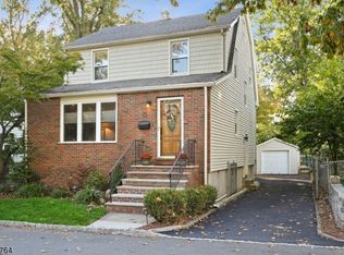 44 Colonial Ter, Springfield, NJ 07081