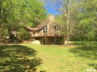 470 Fox Hollow Ln, Makanda, IL 62958