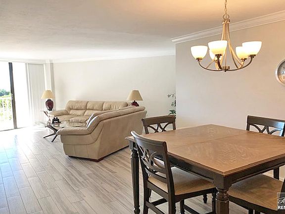 3rd image of 440 Seaview Ct #6100