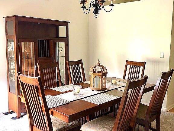 4th image of 10775 Pimlico Cir