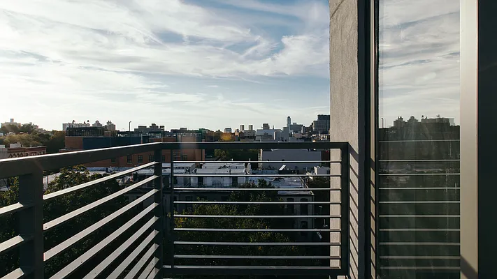 Rented by Nooklyn NYC LLC | media 38