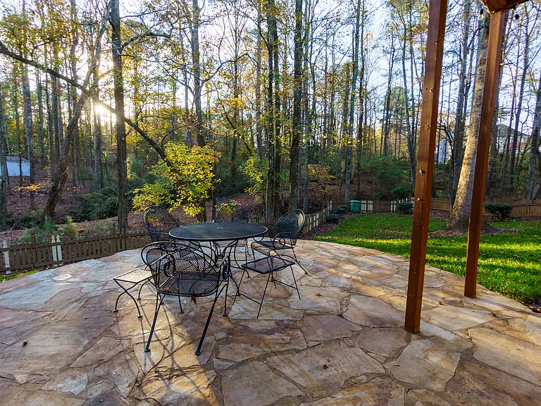 495 Pine Bough Ct — Photo 11