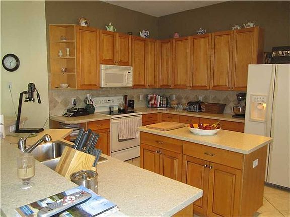 5th image of 4707 Atwood Dr