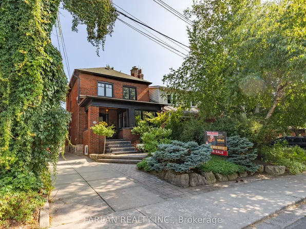 133 Deforest Rd, Toronto, ON M6S 1J7