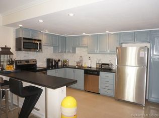 19370 Collins Avenue Seasonal #923, North Miami Beach, FL 33160