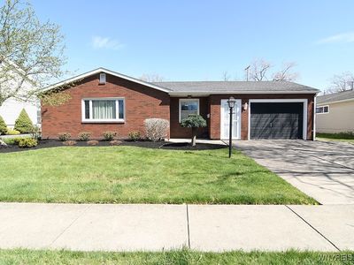 136 Cheryl Ln, Depew, NY, 14043