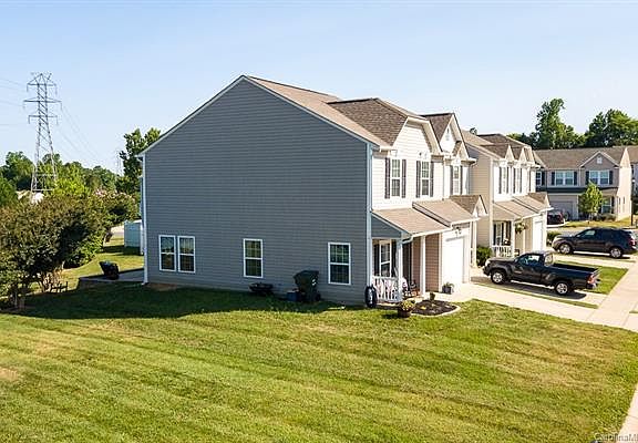 5th image of 552 Claire Ln #57