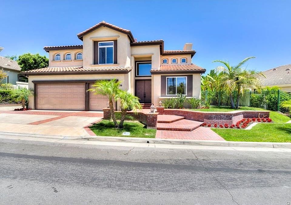 1st image of 34 Golf View Dr