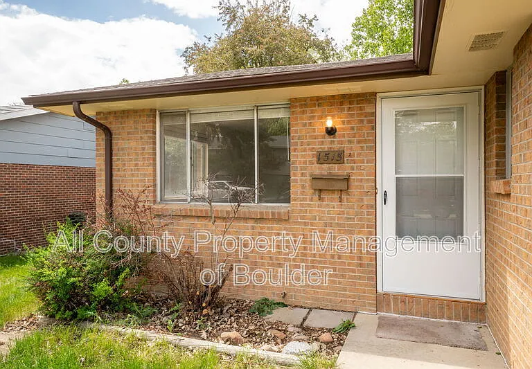 1515 Stuart St — Photo 3