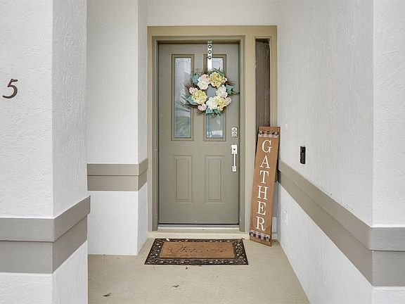 4th image of 2735 SCARBOROUGH DRIVE