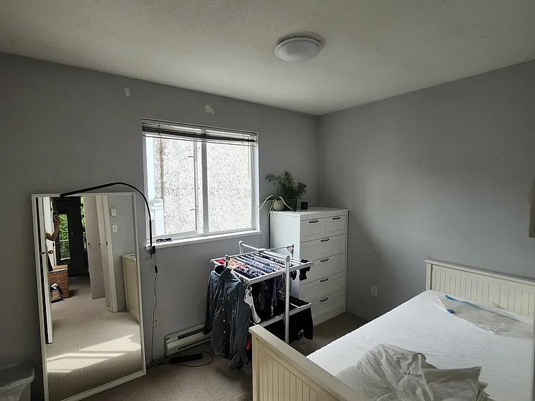 1678 W 7th Ave #6 — Photo 6
