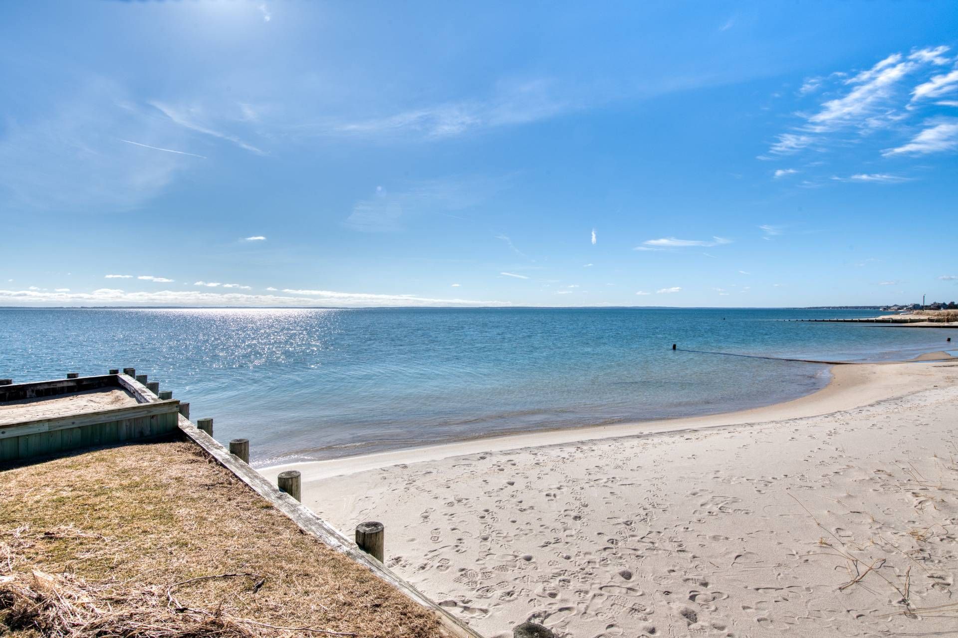 10100 New Suffolk Ave, Cutchogue, NY 11935 Out East