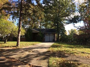 404 W Country Club Ct, Cherry Hill, NJ 08003
