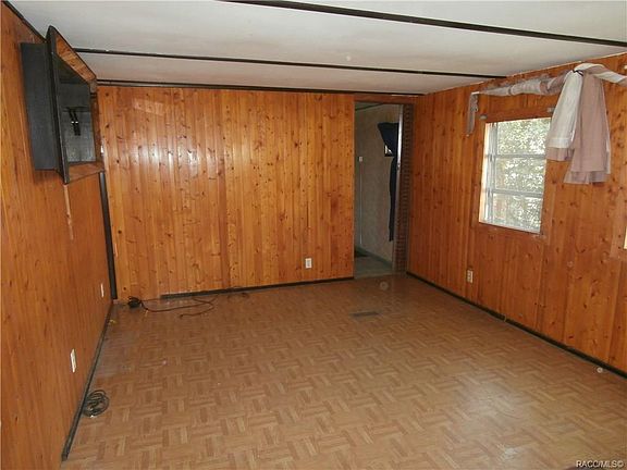 4th image of 4025 E Lake Park Dr