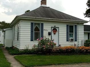831 E Main St, Morris, IL 60450