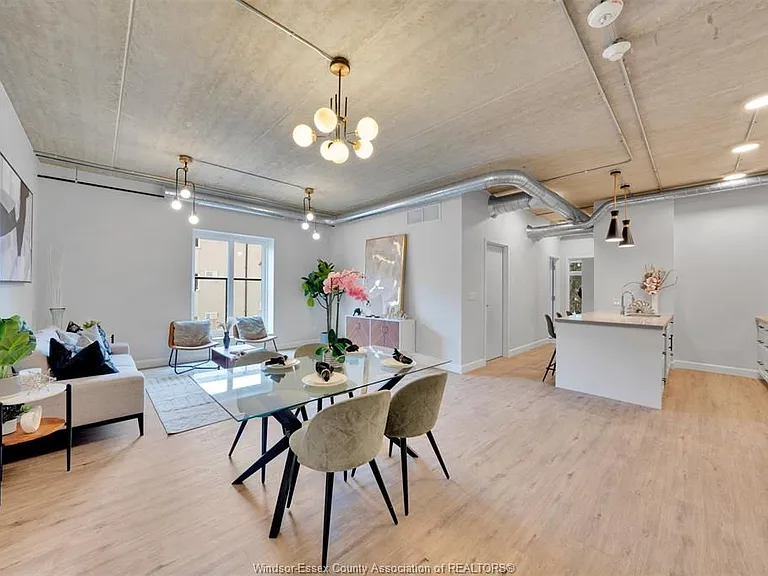 6550 Wyandotte St E #201 — Photo 3