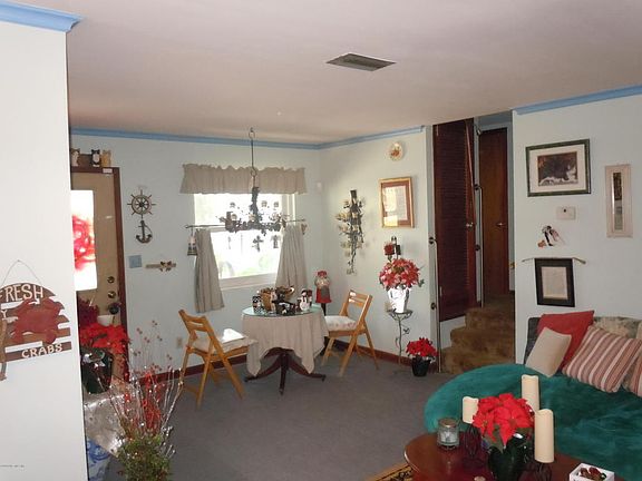 2nd image of 5104 Garette Dr E