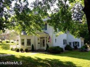 204 W Park St, Lee, MA 01238
