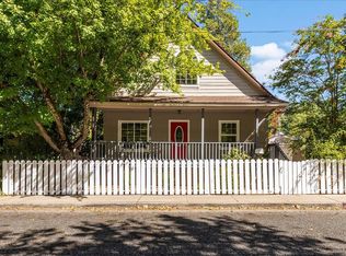 420 Oak St, Grass Valley, CA 95945