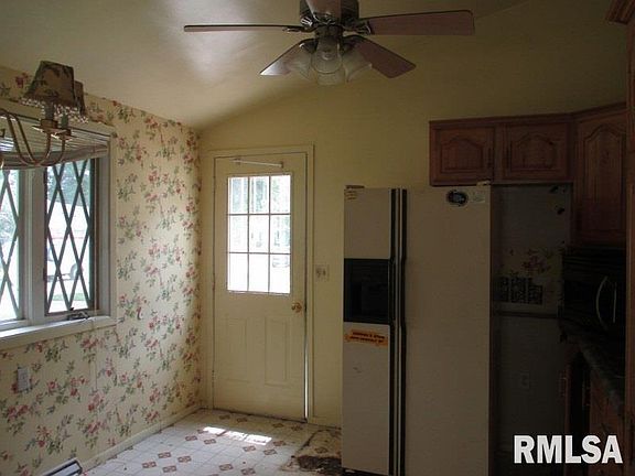 3rd image of 2322 46th Street Ct