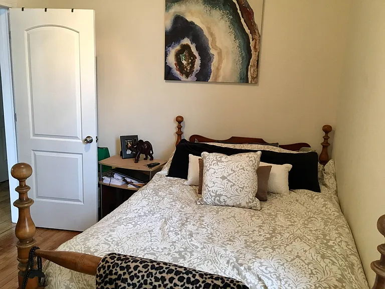 2645-47 N. Fairfield Ave. / 2715-19 W. Schubert Ave. — Photo 7