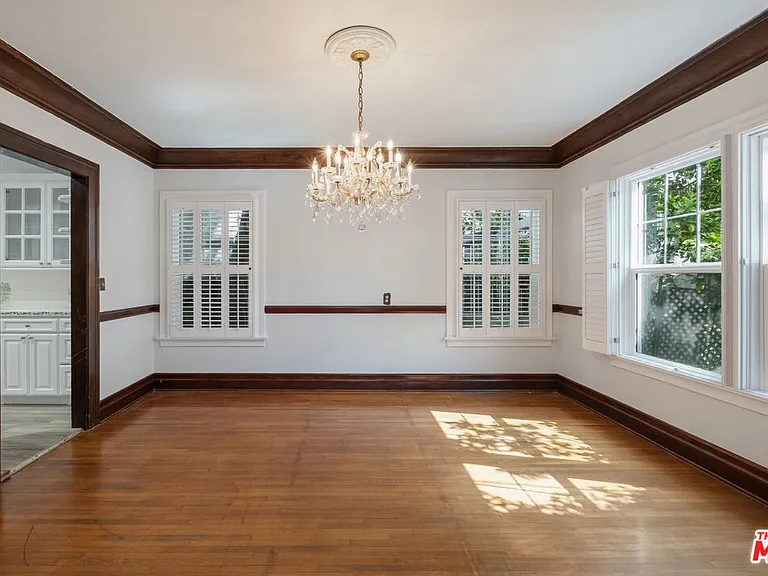 317 S Norton Ave — Photo 15