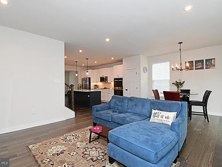 500 Sterling Dr — Photo 20