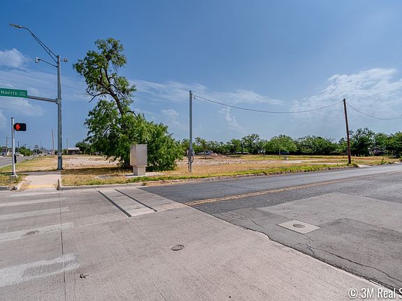 3rd image of 6 N Bell St #21