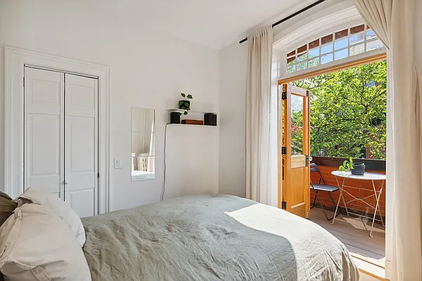 Rented by Corcoran | media 13