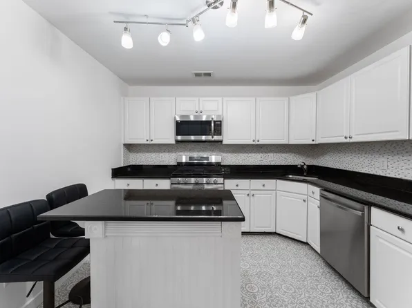 4 Persimmon Court image 10 of 40