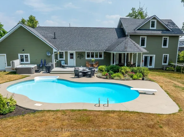 1898 Lakehurst Rd, Trent Lakes, ON K0L 1J0