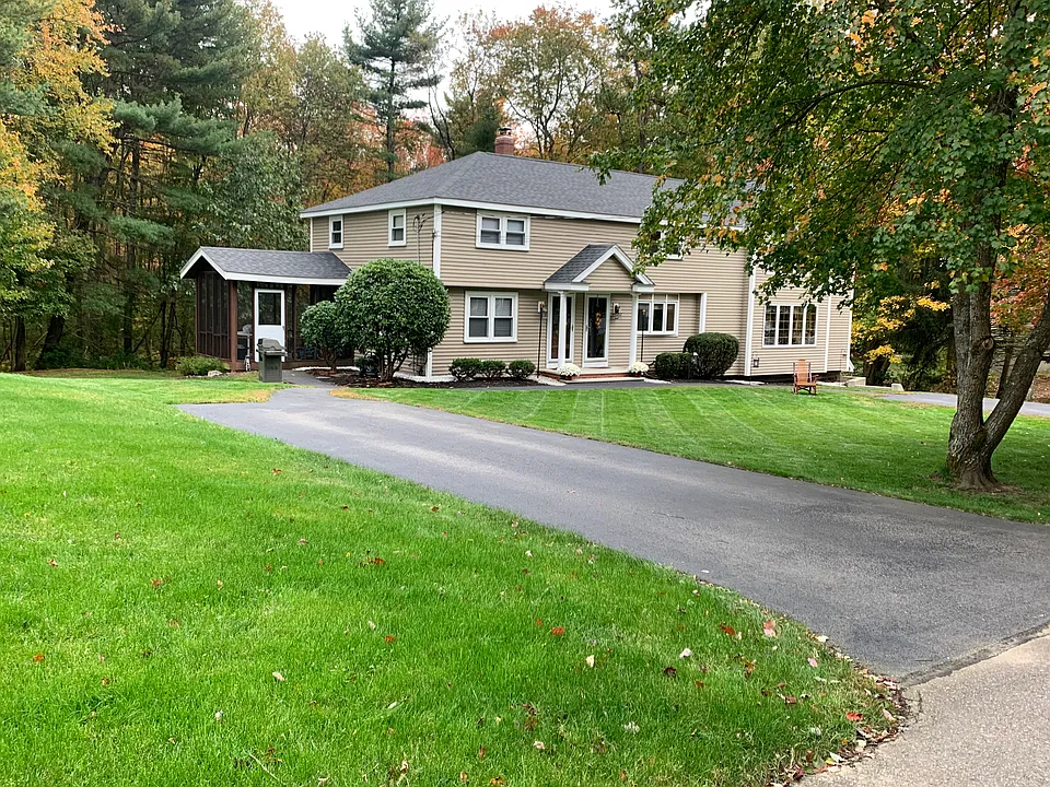 20 McCarthy Dr