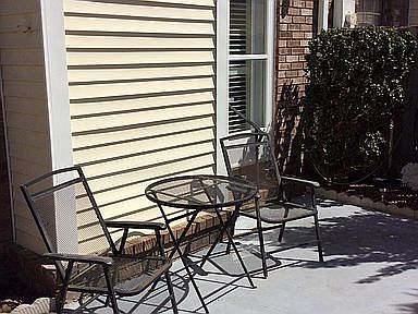 4th image of 2939 Oxford Pl