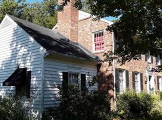 9211 Redbridge Rd, North Chesterfield, VA 23236