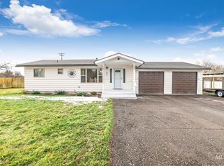 601 9th Ave E, Gooding, ID 83330