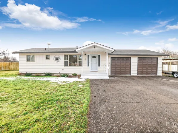 601 9th Ave E, Gooding, ID 83330