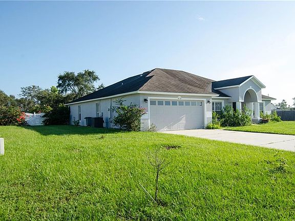3rd image of 572 Hatchwood Dr