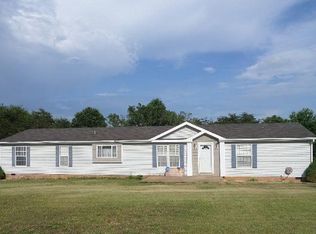 100 Brooks Ln, Glade Hill, VA 24092