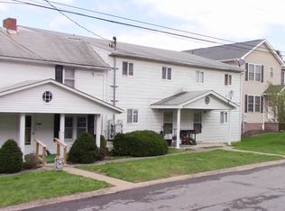 425 Kensington Ave APT D, Morgantown, WV 26505