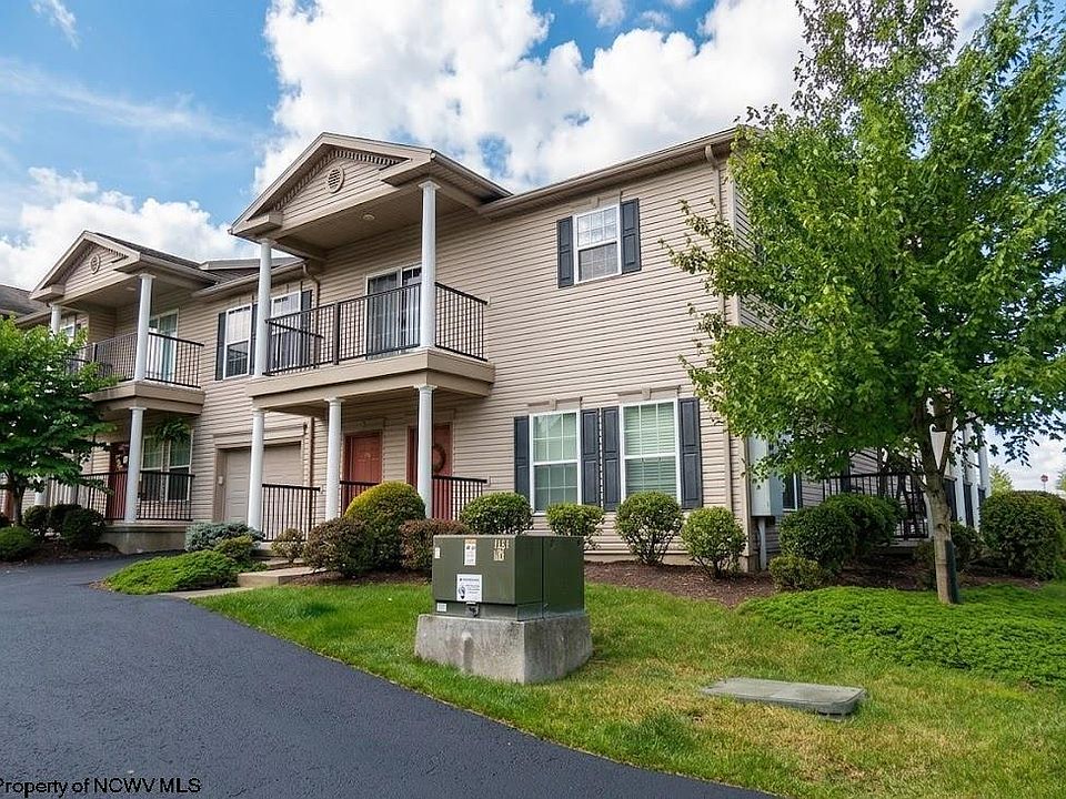 1st image of 54 Barrington Ct Suite 201